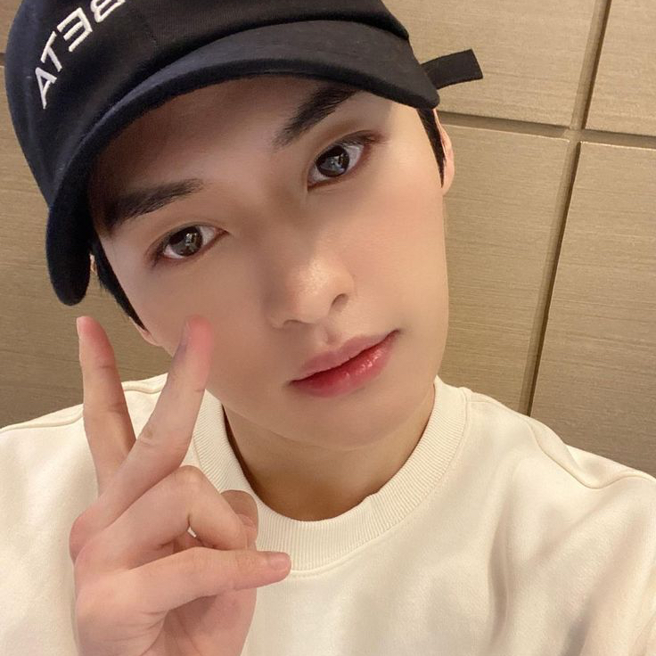 리노 (Stray Kids)의 최신 사진