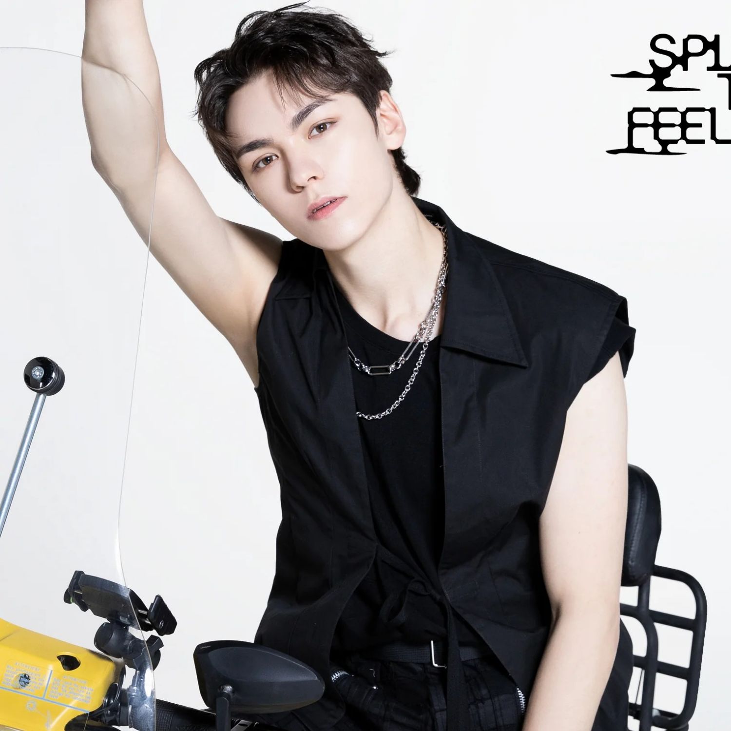 Momen yang diabadikan oleh penggemar Vernon (SEVENTEEN)