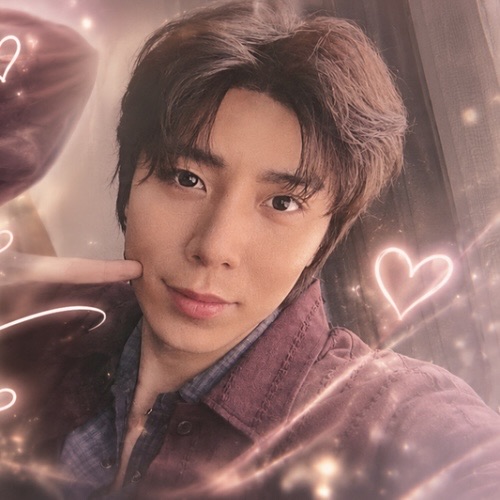 Recent activity shot of Hwiyoung (SF9)