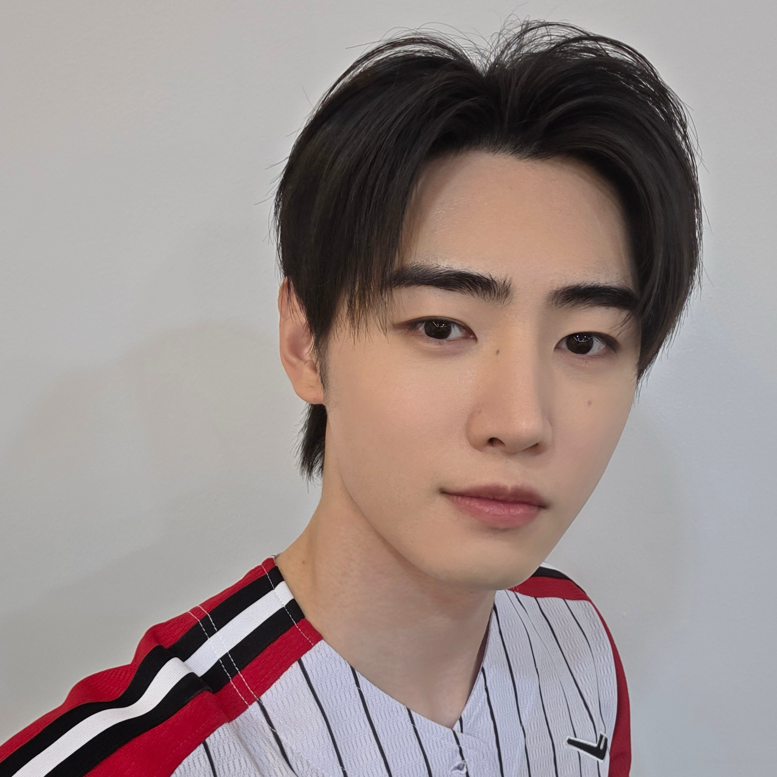 성훈 (ENHYPEN) 최근 활동샷