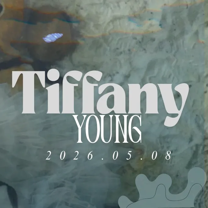 Behind-the-scenes cut of Tiffany Young (Girls' Generation)