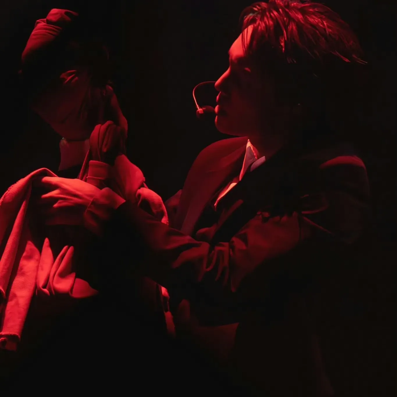 Behind-the-scenes cut of Kai (EXO)