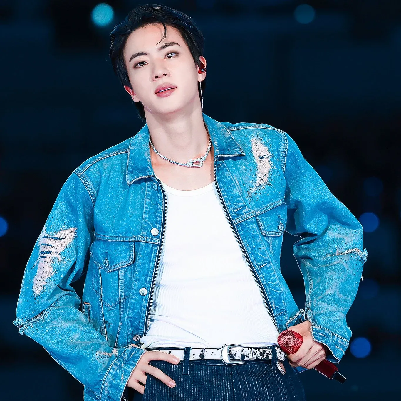 진 (방탄소년단)의 최신 사진