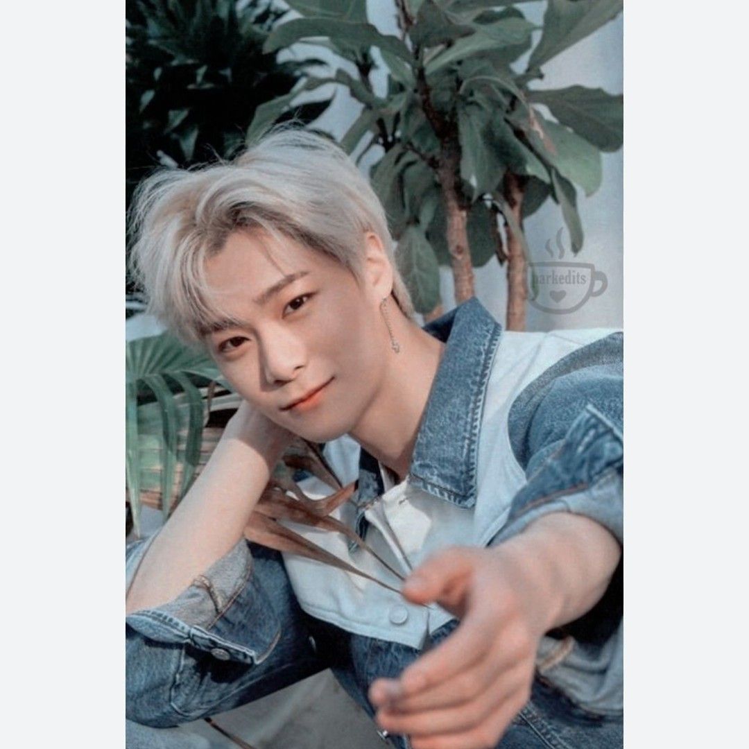 Behind-the-scenes cut of Moonbin (ASTRO)