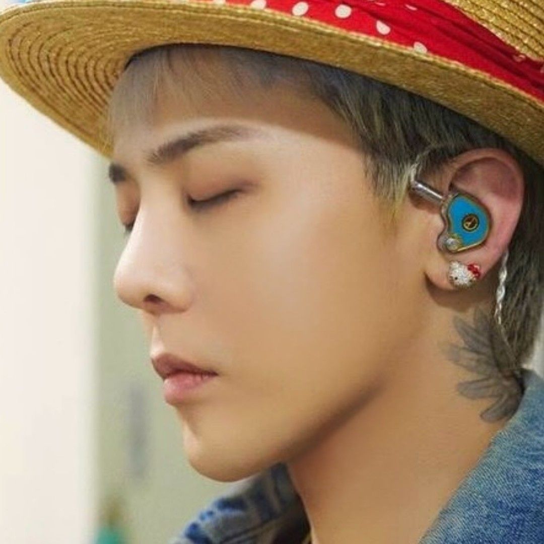 Latest photo of G-DRAGON (BIGBANG)