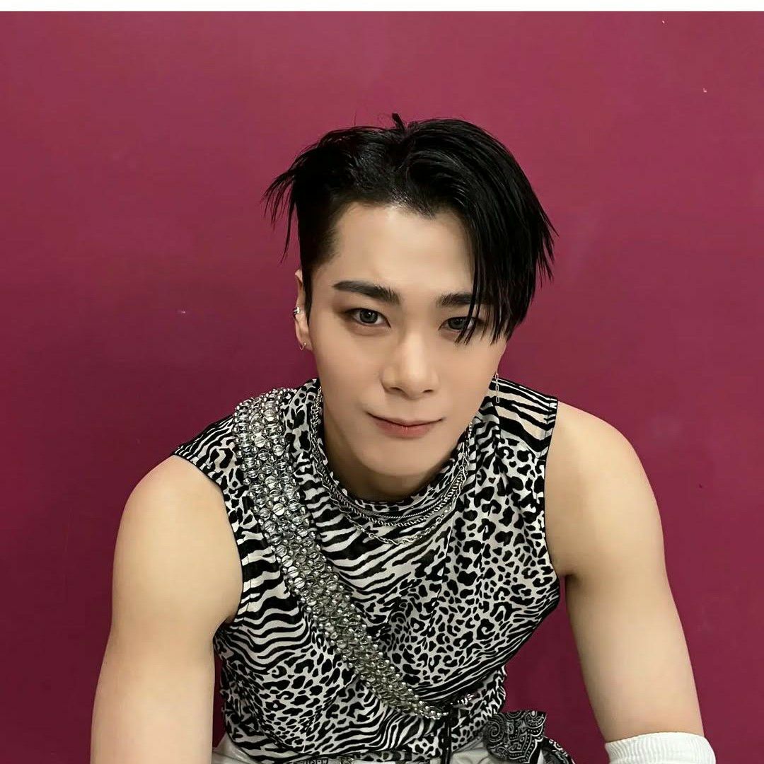 A moment captured by Moonbin (ASTRO)'s fan