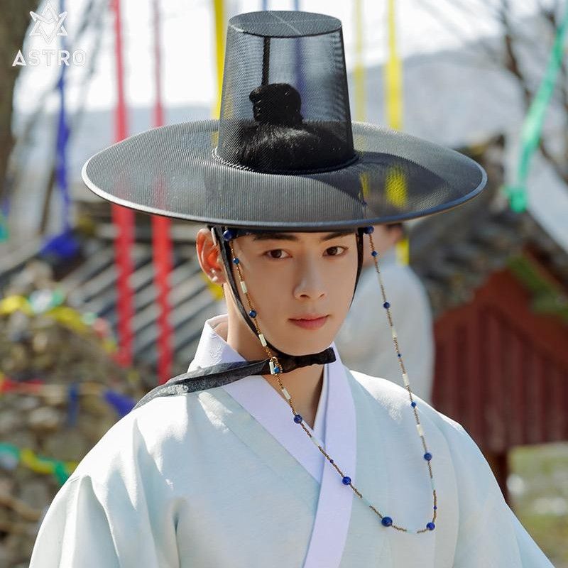 Behind-the-scenes cut of Eunwoo (ASTRO)