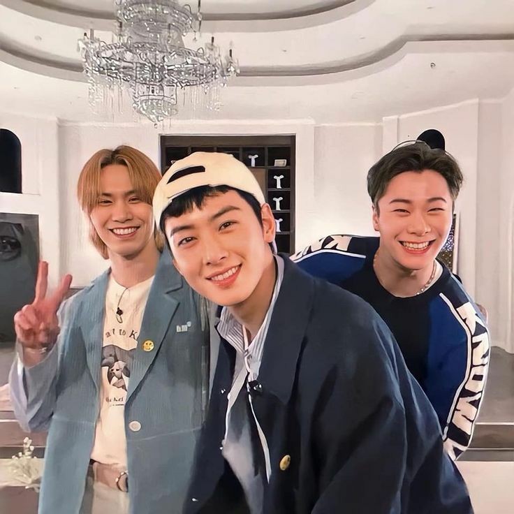 아스트로 최근 활동샷