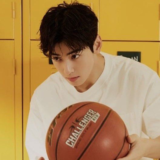 Recent activity shot of Eunwoo (ASTRO)