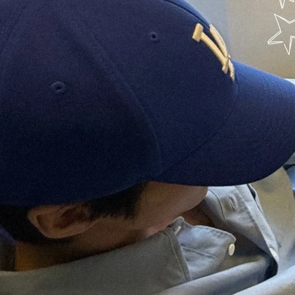 捕捉到友榮 (ATEEZ)魅力的代表照片