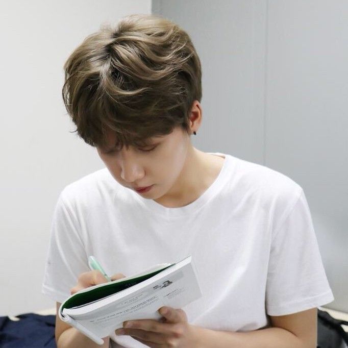 Latest photo of Jeong Sewoon