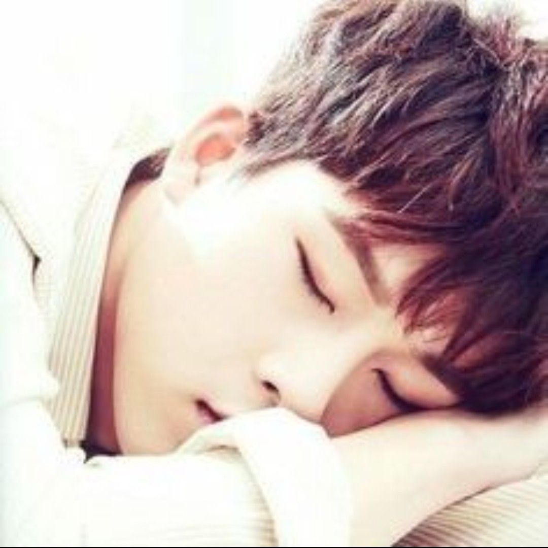 周宪 (MONSTA X)的最新照片