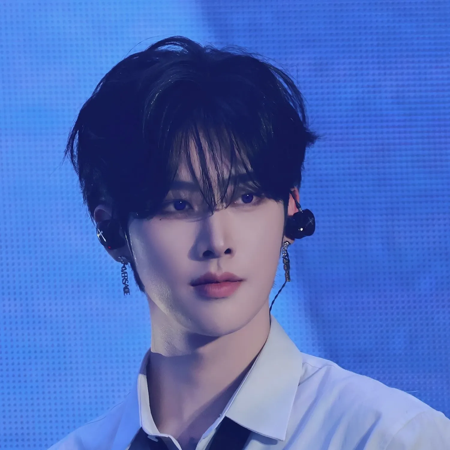 Behind-the-scenes cut of Ricky