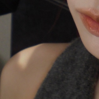 Latest photo of Jeong Yein (Lovelyz)