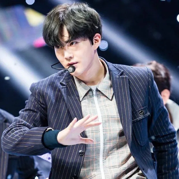 EXO의 최신 사진