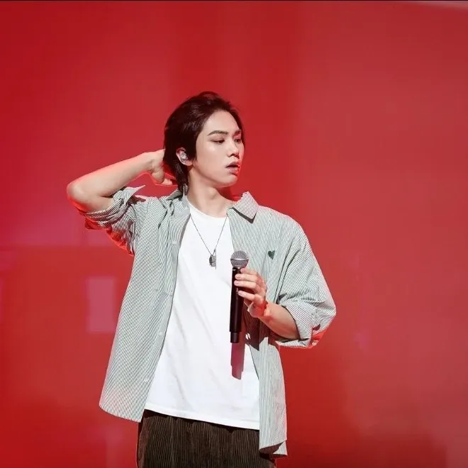 아스트로 최근 활동샷