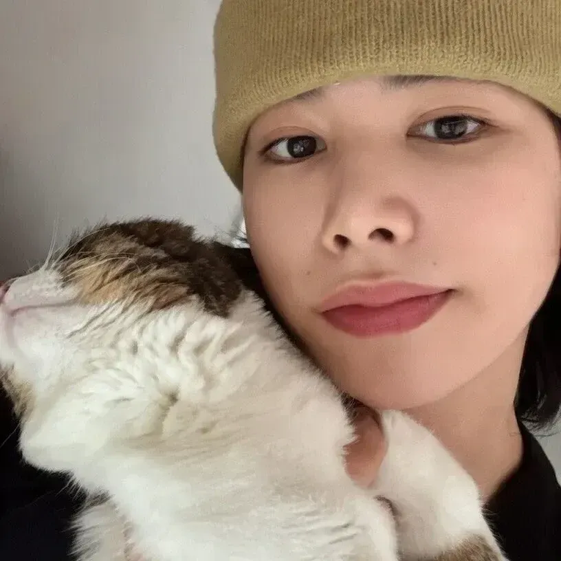 A moment captured by Louis (LNGSHOT)'s fan