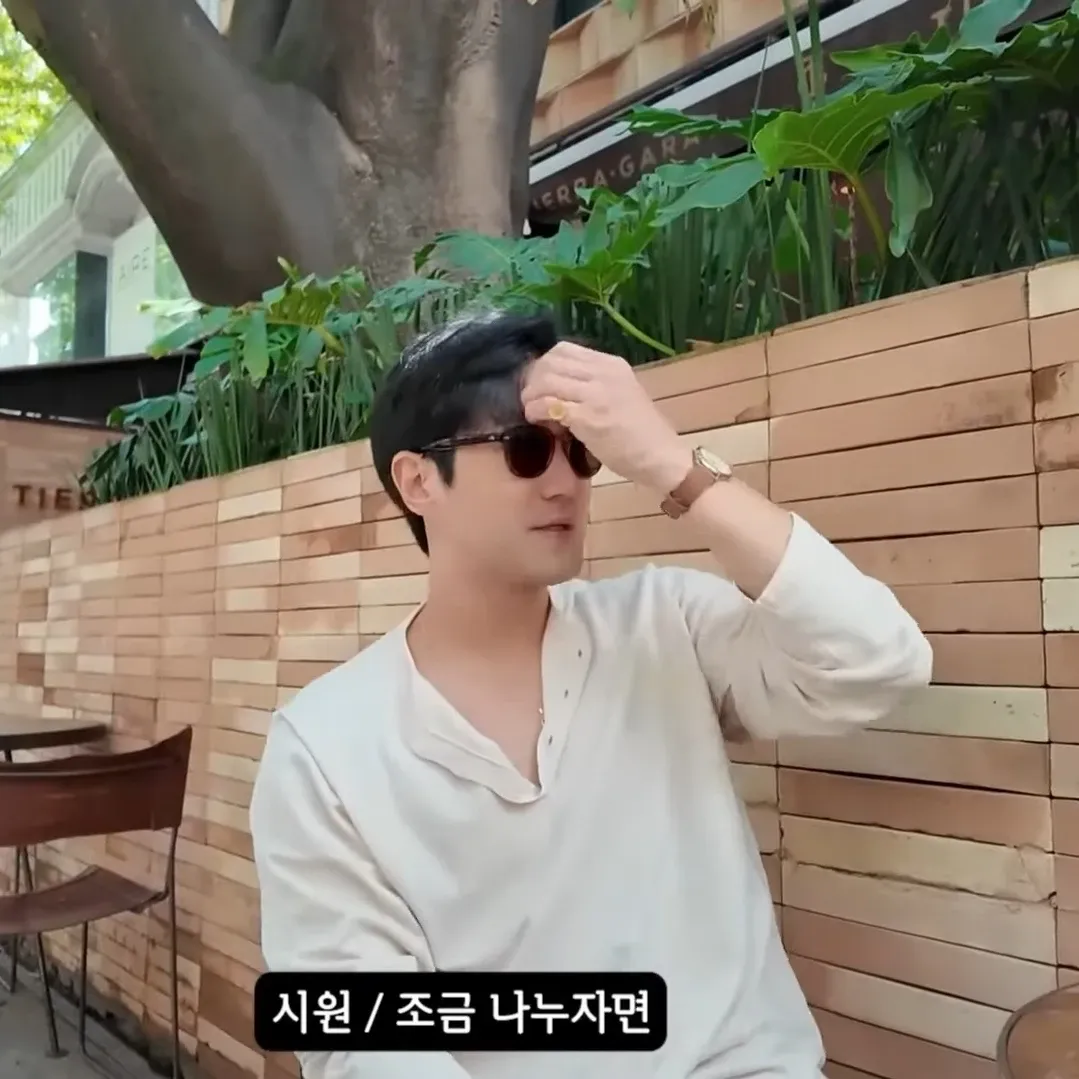 Latest photo of Siwon (Super Junior)