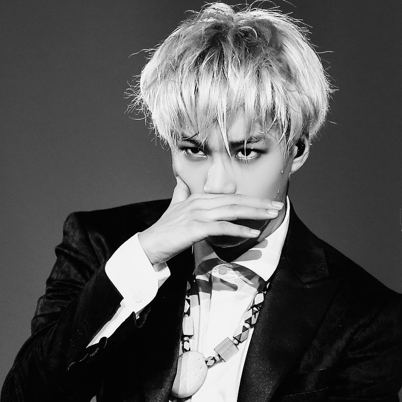 Kai (EXO)的最新照片