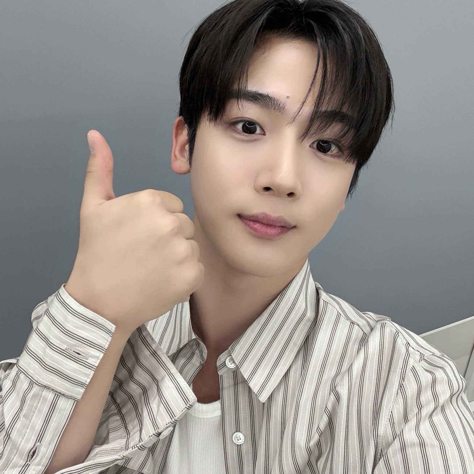 Behind-the-scenes cut of Kim Yohan (WEi)