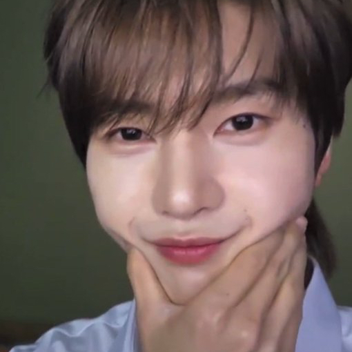 Recent activity shot of Seok Matthew (ZEROBASEONE)