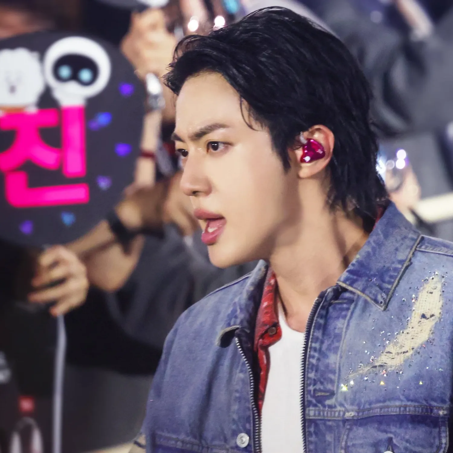 진 (방탄소년단)의 최신 사진