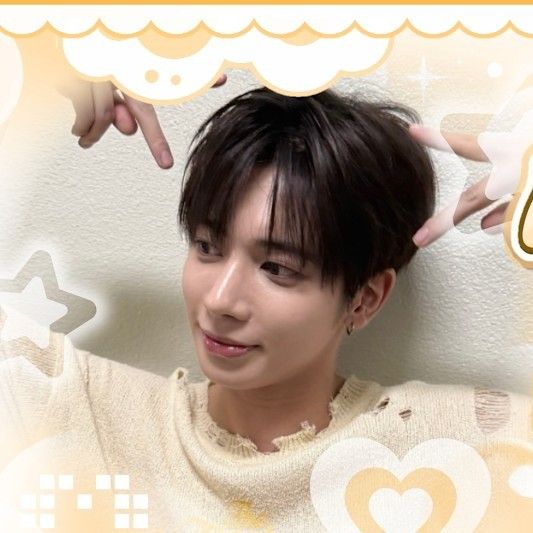 Latest photo of TOMORROW X TOGETHER