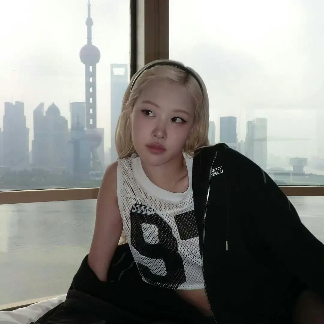 로제 (BLACKPINK) 최근 활동샷