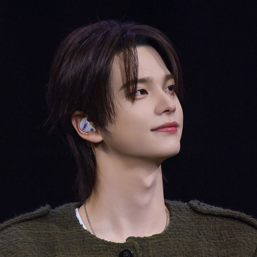 Behind-the-scenes cut of Shinyu (TWS)