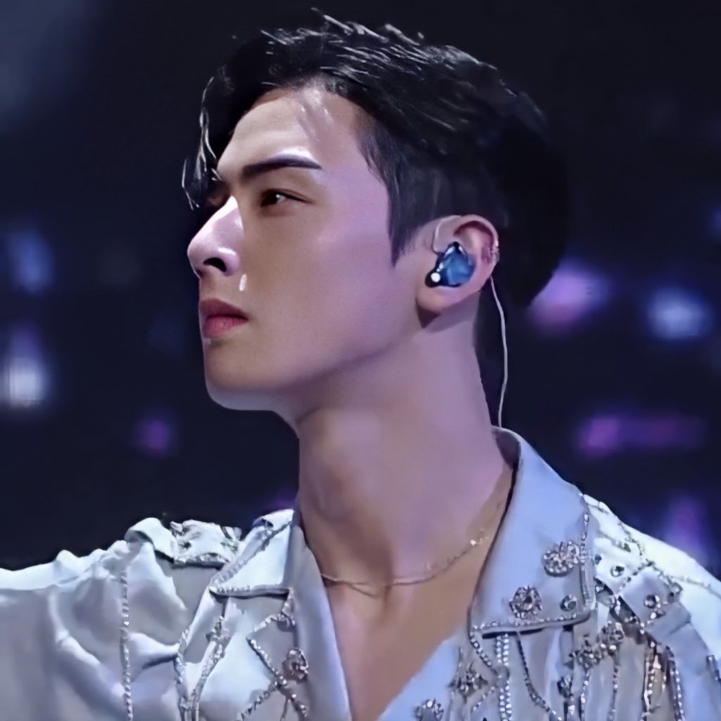 아스트로의 비하인드 컷