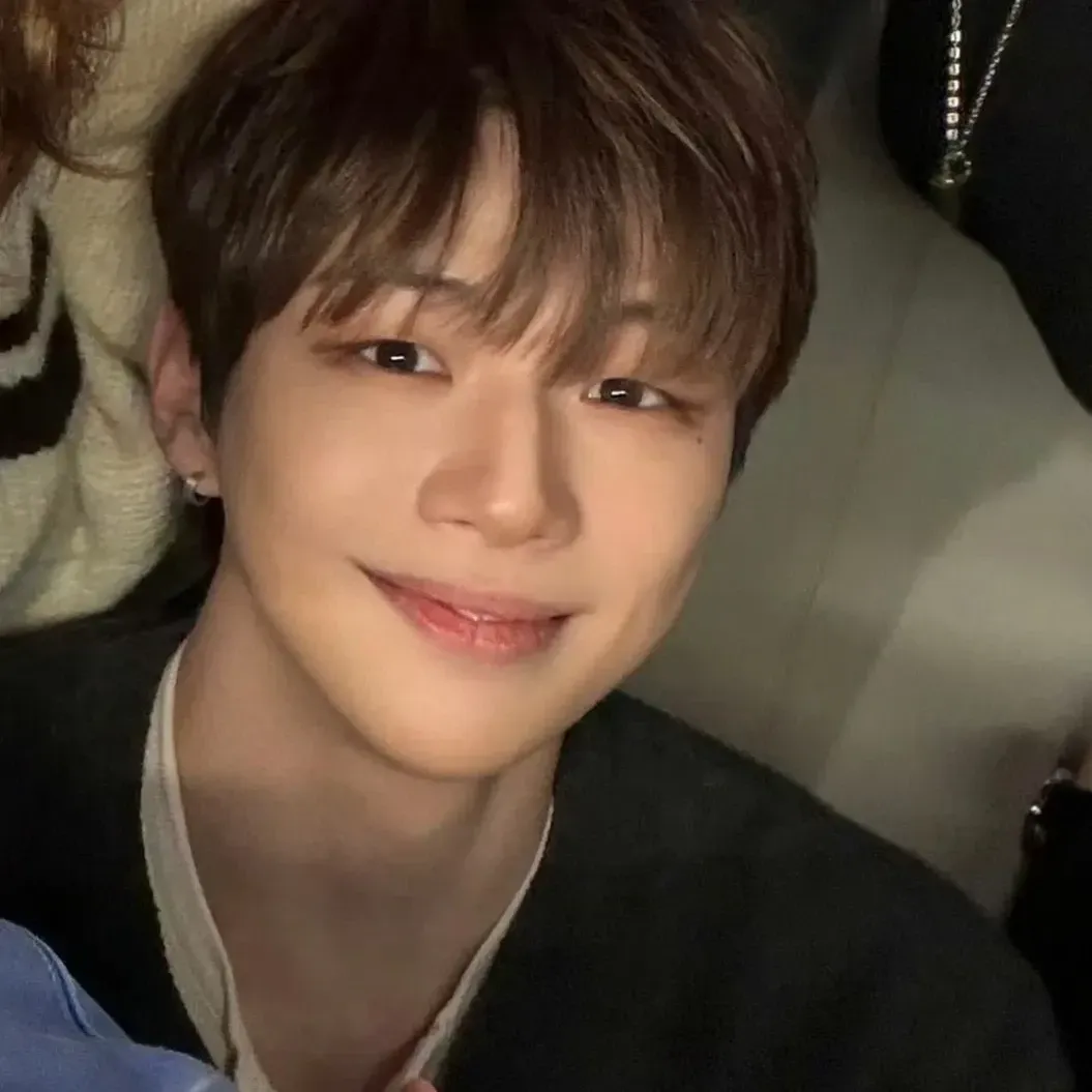 A moment captured by Kang Daniel's fan
