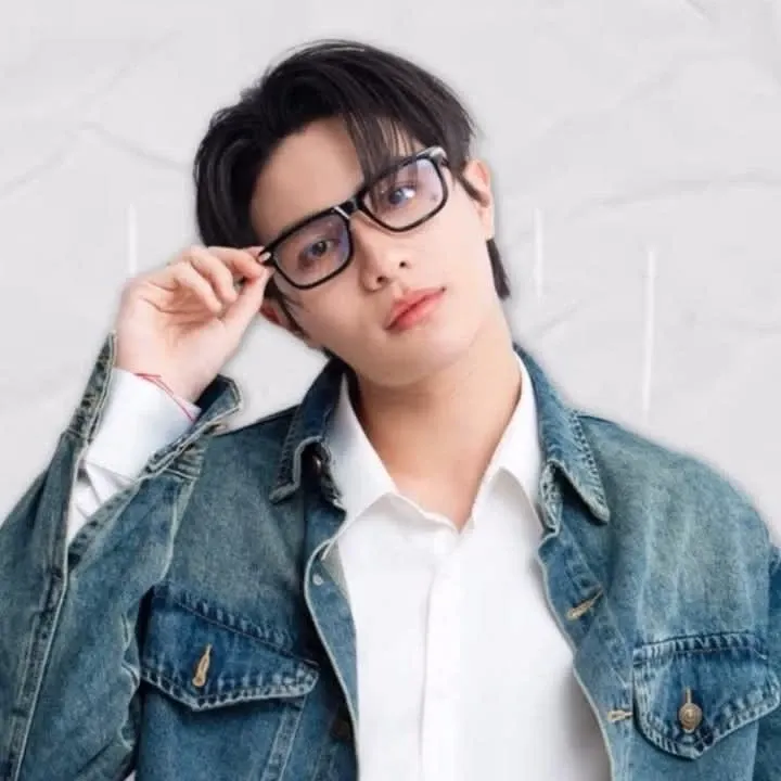 A moment captured by William (LYKN)'s fan