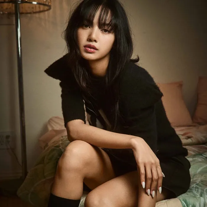 Momen yang diabadikan oleh penggemar Lisa (BLACKPINK)