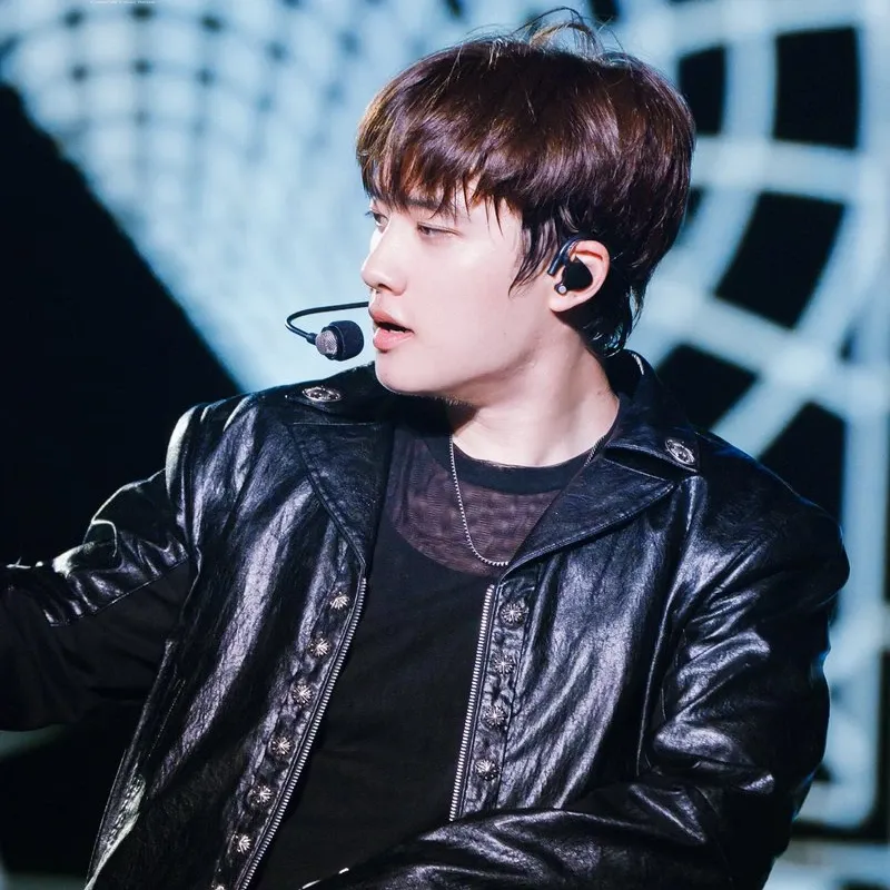 Foto aktivitas terbaru D.O. (EXO)