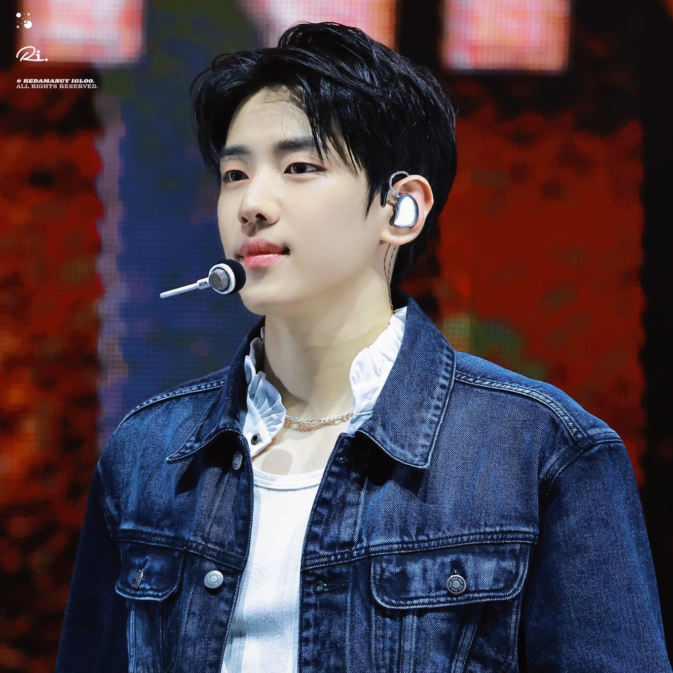 A moment captured by Jaechan (DKZ)'s fan