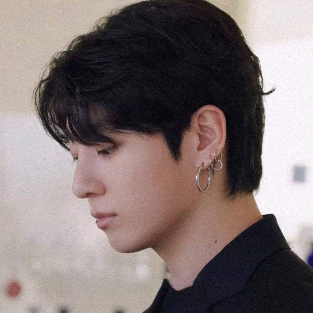 정국 (방탄소년단)의 최신 사진