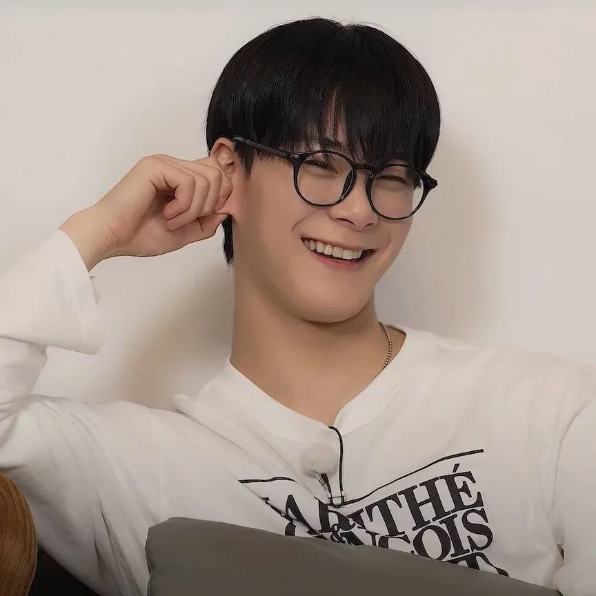 Recent activity shot of Moonbin (ASTRO)