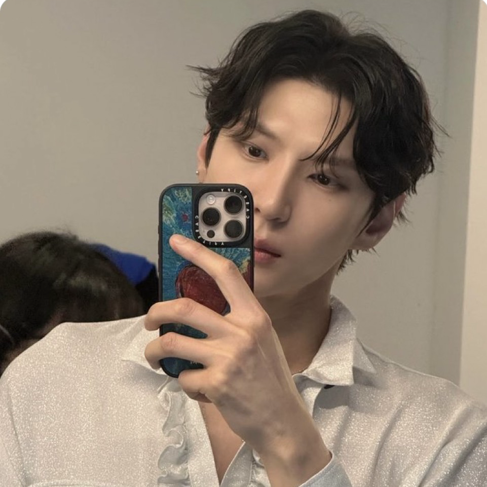 Feed komunitas K-pop terpanas hari ini