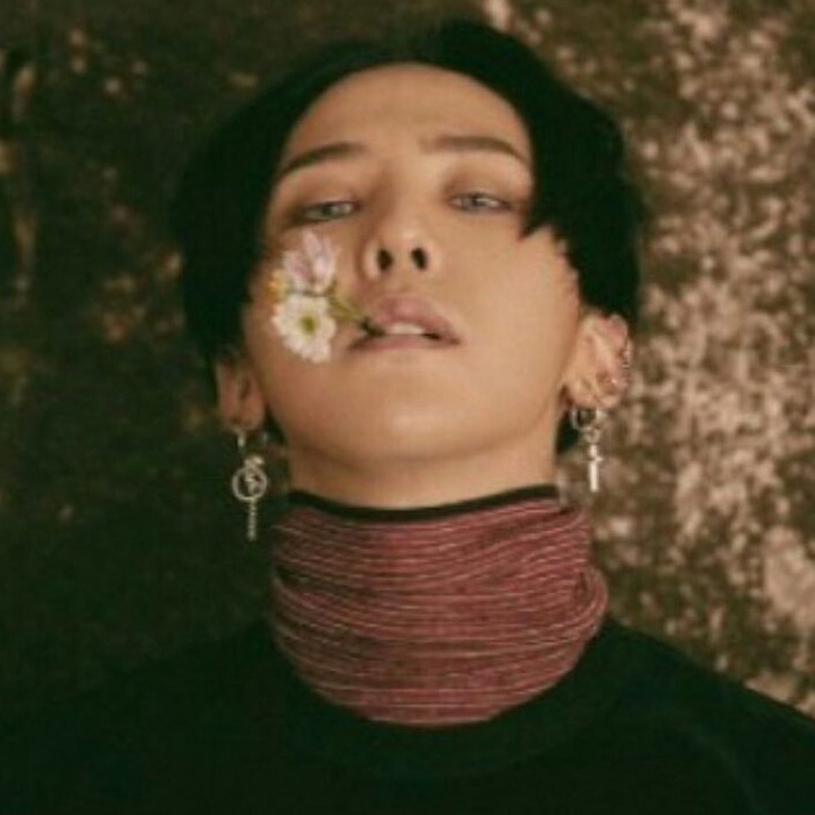 Recent activity shot of G-DRAGON (BIGBANG)