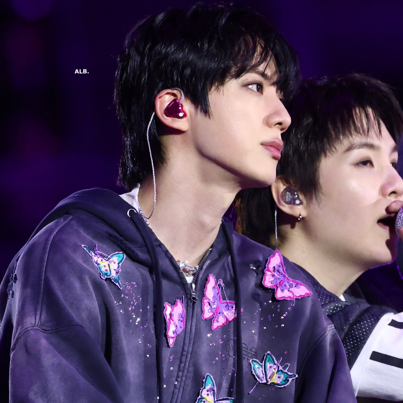 Momen yang diabadikan oleh penggemar Jin (BTS)