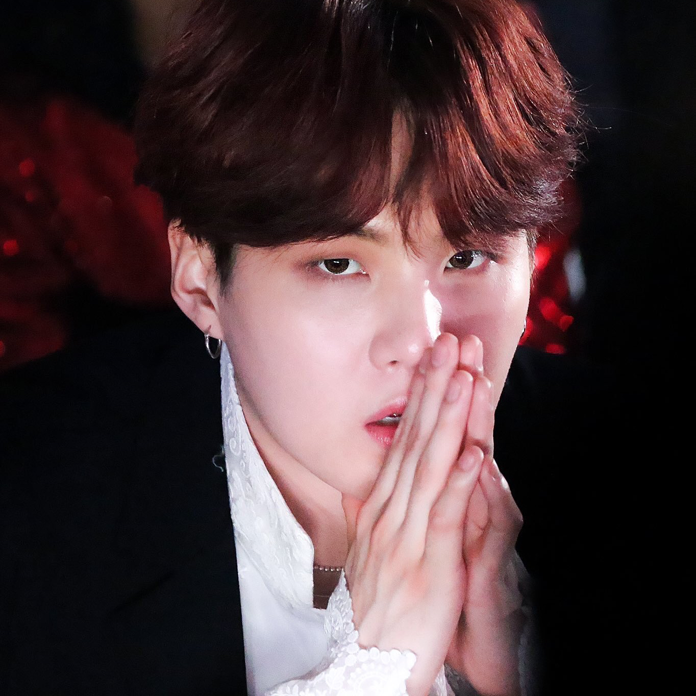 Foto aktivitas terbaru SUGA (BTS)