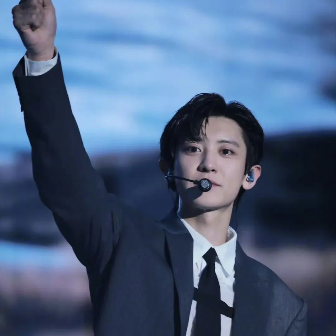 찬열 (EXO) 최근 활동샷