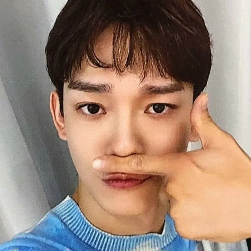 A moment captured by Chen (EXO)'s fan