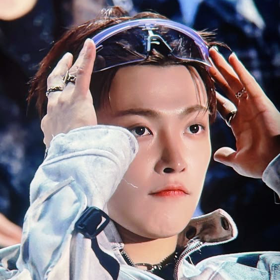 A moment captured by Hongjoong (ATEEZ)'s fan