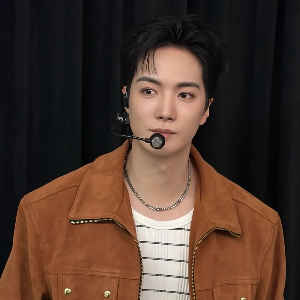 Behind-the-scenes cut of Kim Jonghyeon