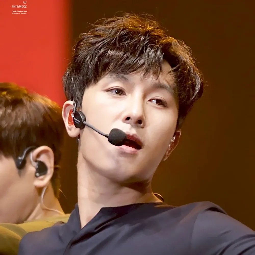 Recent activity shot of Kim Dongwan (SHINHWA)