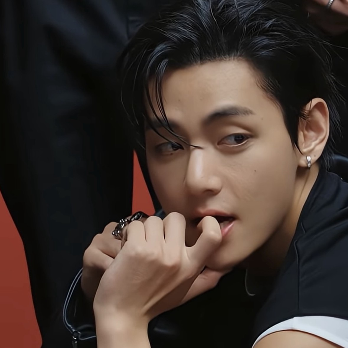 V (BTS)の最近の活動写真