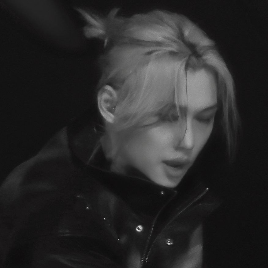 Behind-the-scenes cut of Felix (Stray Kids)