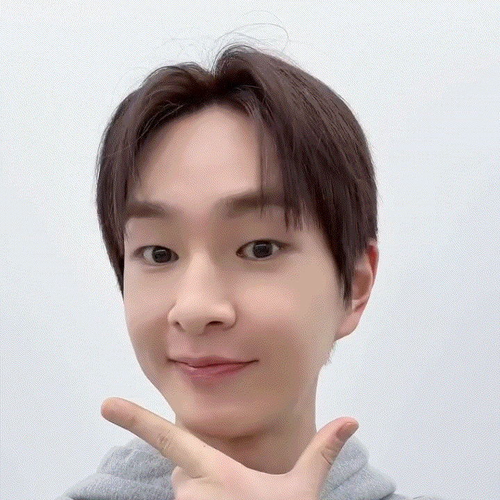 Behind-the-scenes cut of Onew (SHINee)