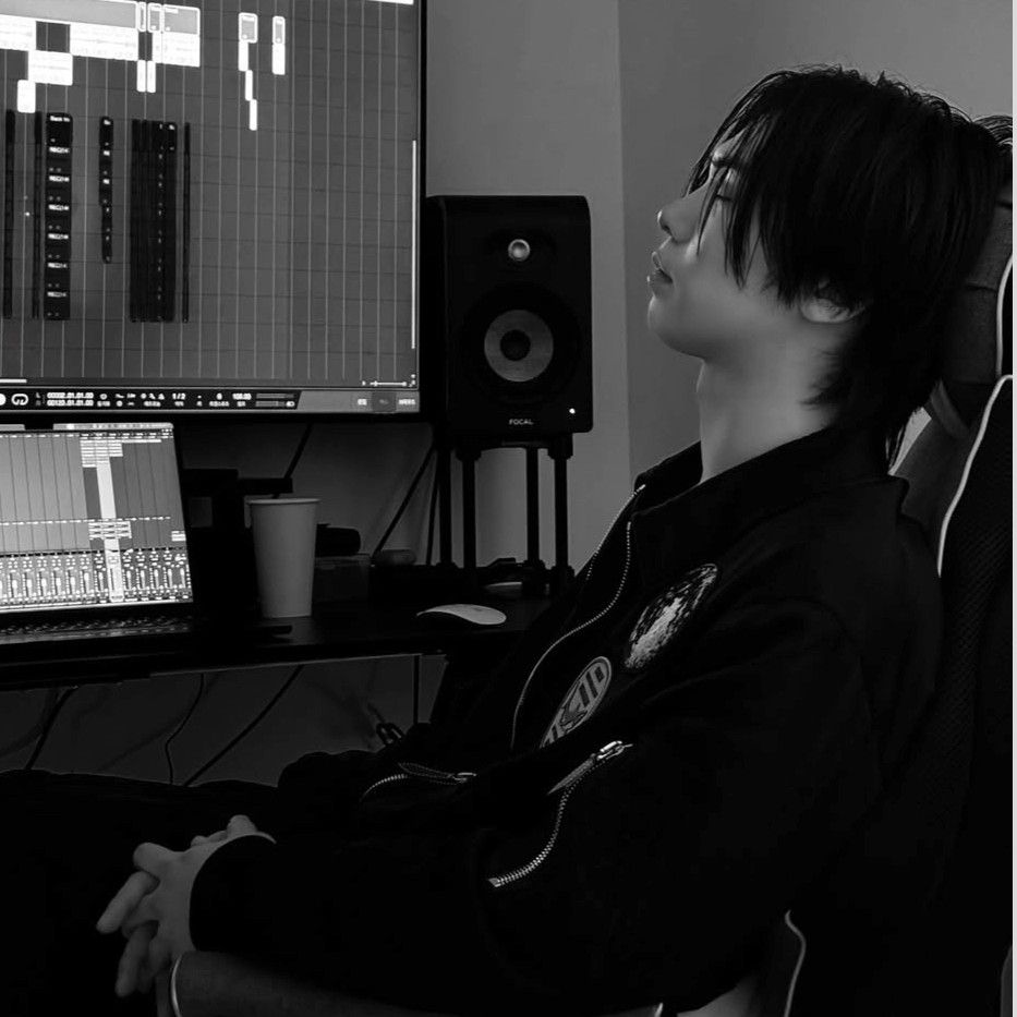 A moment captured by Rocky's fan